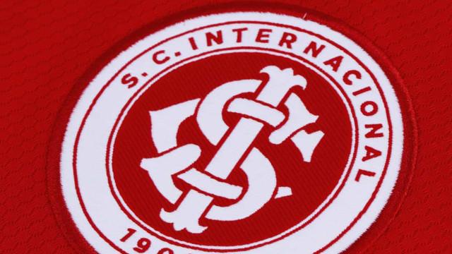 Inter afasta mascote acusado de importunação por jornalista no Gre-Nal