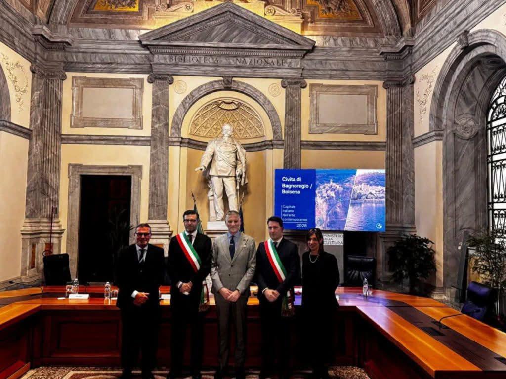 🎨 Oggi festeggiamo un risultato importante: Civita di Bagnoregio e Bolsena Capitali Europee dell’Arte Contemporanea 202...