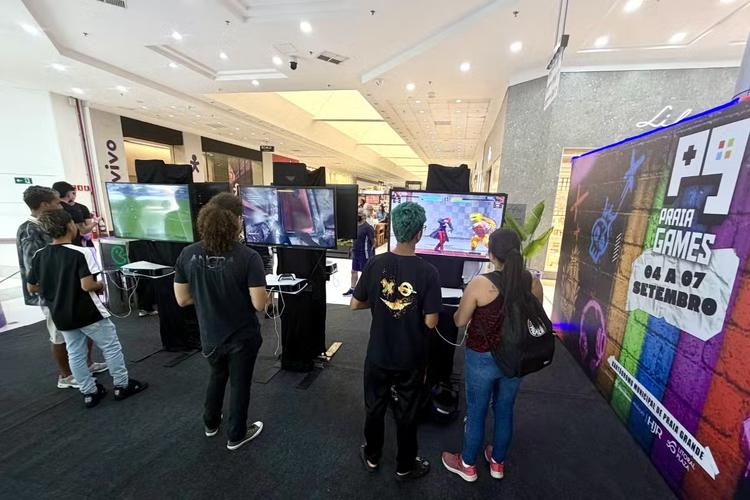 Praia Grande recebe evento com games, cosplay, K-pop e dubladores; confira a programação