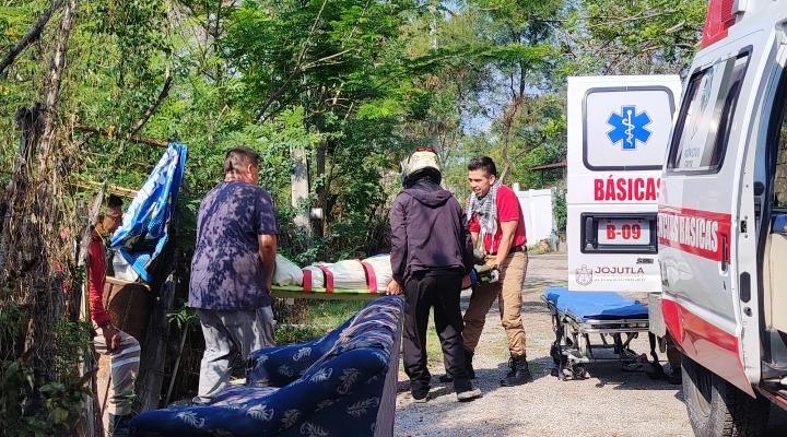 Se desvanece en Tequesquitengo: movilización de emergencia por hombre que no podía respirar