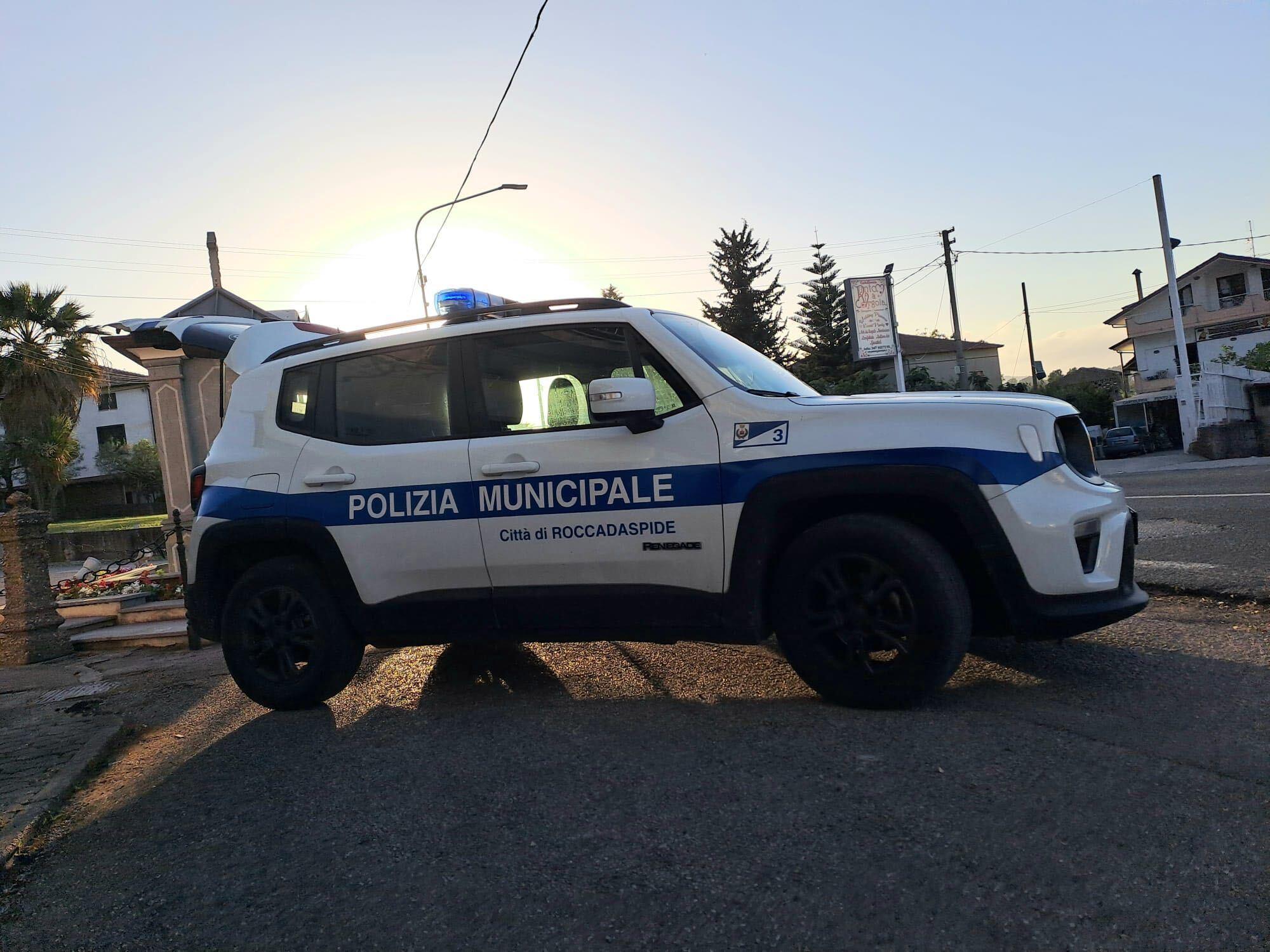 Controlli straordinari a Roccadaspide: tolleranza zero contro i rumori molesti e auto rubate