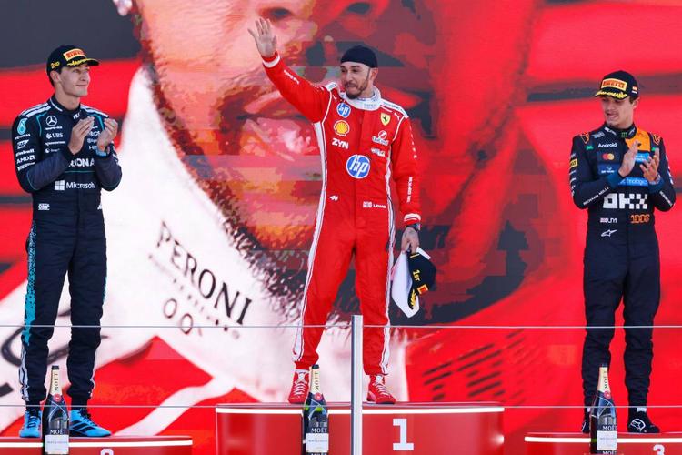 Sarà Lewis contro Kimi