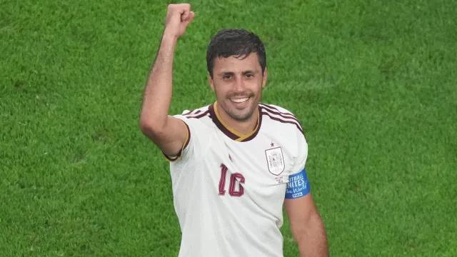 Rodri abre leilão de milhões e PSG vai com tudo para o roubar de Mourinho
