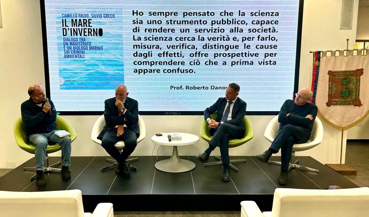 Potenza, presentato il libro del Procuratore Falvo e del Prof. Greco