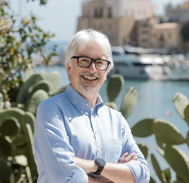 E in una «mala notte» finiscono i Montalto. Parla l’autore di bestseller Ugo Barbàra