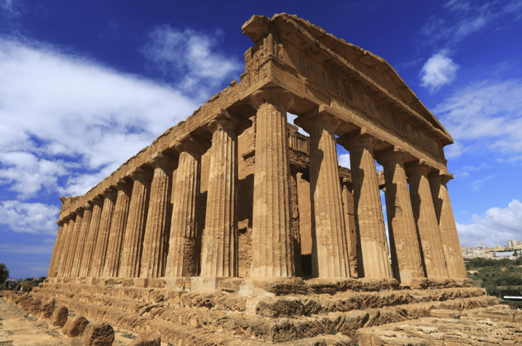 The Dazzling Greek Beauty of Sicily’s Valley of The Temples