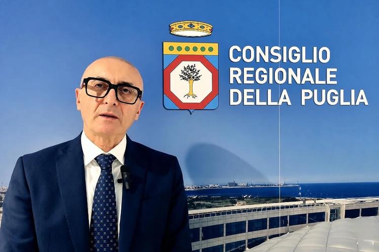 Ostuni, salvarono un turista dalle onde: premio a due giovani bagnini