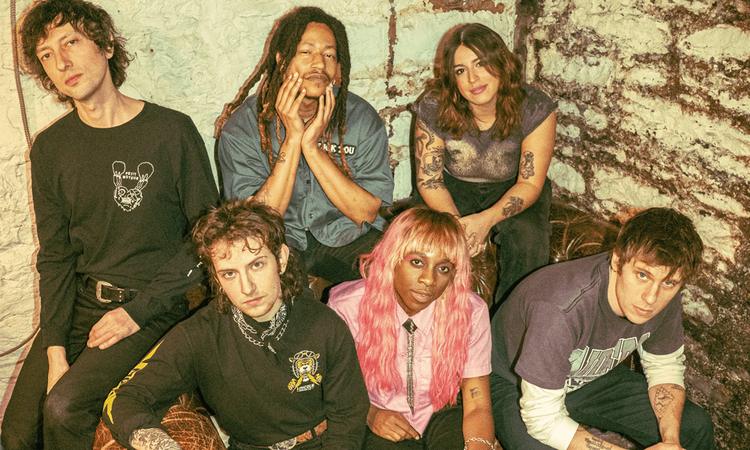 TVOD annonce son nouvel album The Farm et dévoile le single « Rerun »