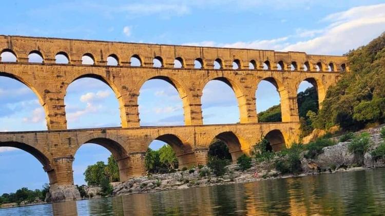 Gard : le premier « triathlon monumental » de Nîmes se dévoile