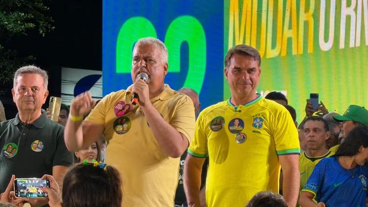 Vice de Flávio Bolsonaro, Alfredo Gaspar reconhece resultado da eleição: 'Não vamos desistir do Brasil'