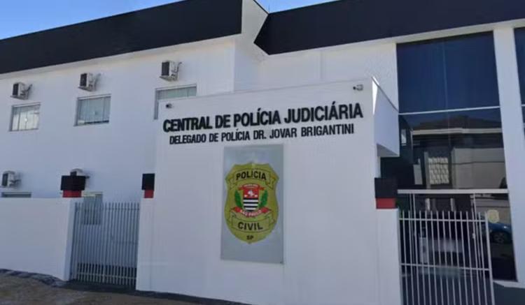 Motociclista morre após tentar ultrapassar carro e bater contra guia da calçada em Rinópolis