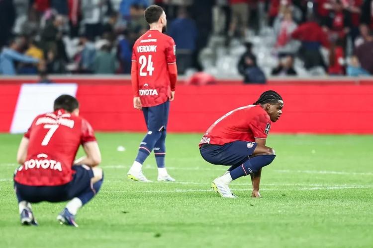 En Ligue 1, le LOSC cale face au Havre et perd deux points dans la course au podium