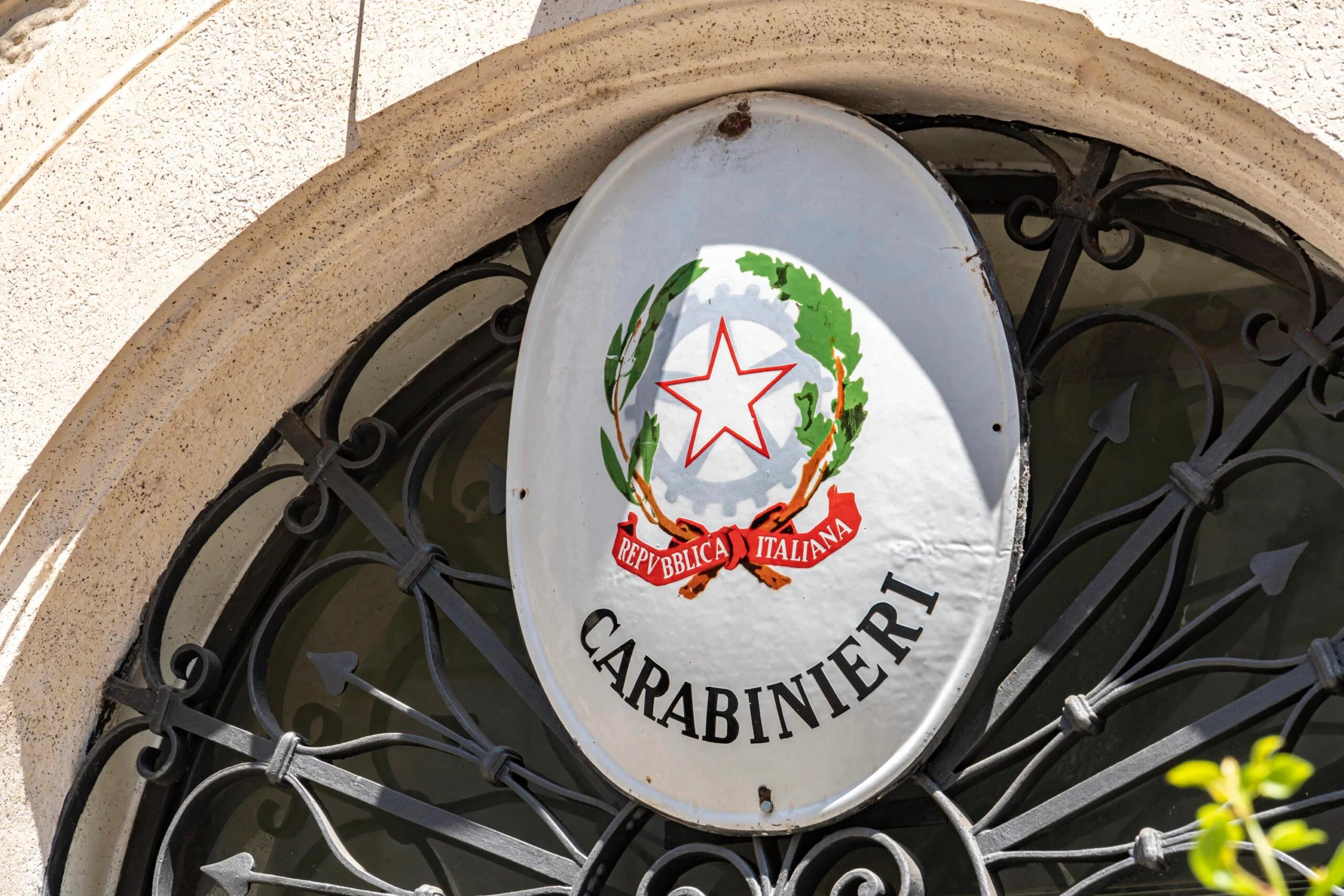 Sapri, tenta la fuga dopo l’ordine di arresto e ferisce tre Carabinieri: 49enne in carcere