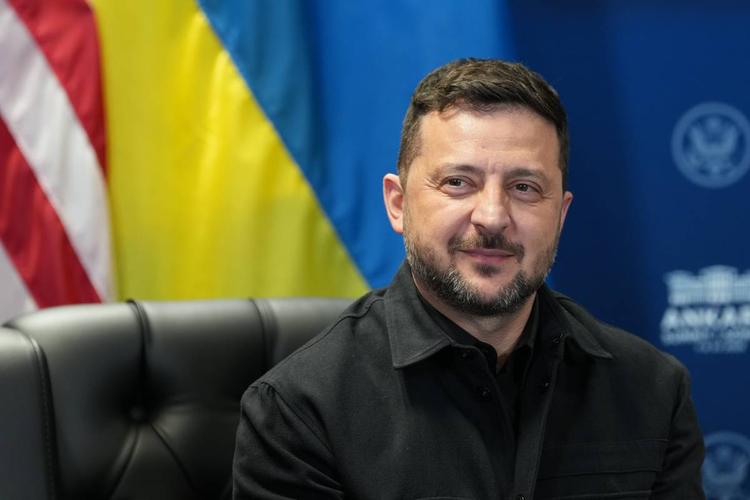 Zelensky strappa un ok sui Patriot. E il tycoon ora vuole i droni dell'Ucraina