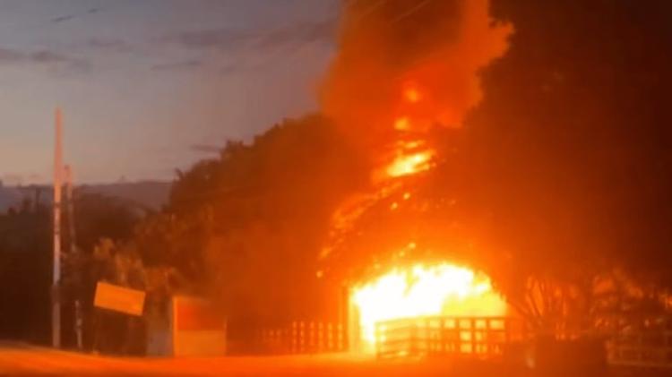 Revelan incendio en caseta de las Dunas de Baní fue provocado