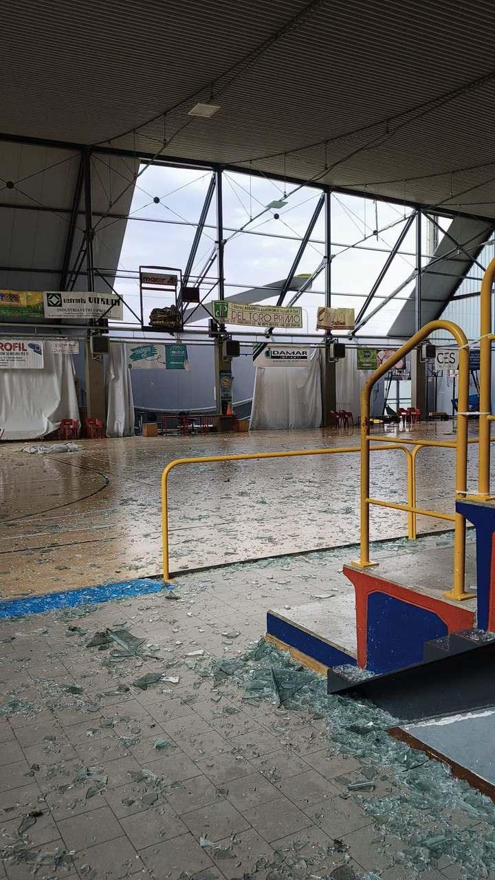 Tromba d’aria nel Senese: donna muore in casa, si rompono vetri di una finestra