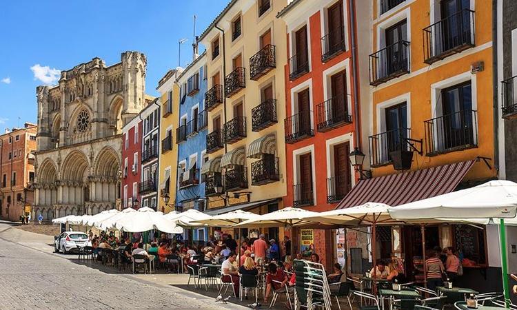 Ciudad de Cuenca - Casas de Luján es el lugar perfecto para unas vacaciones de verano inolvidables