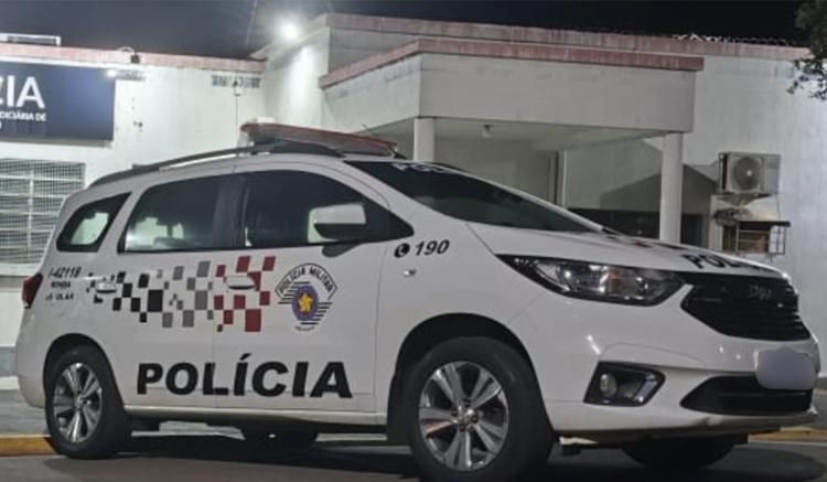 Homem invade casa para agredir ex-companheira e é preso no interior de SP