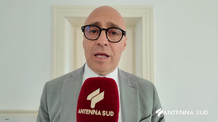 Taranto, Bitetti accusa tutti. Anche la sua maggioranza. “Mi sono sentito solo”