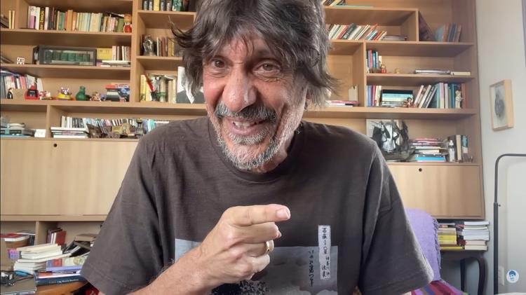 Escritor que disse ‘evangélico não tem que votar’ é indiciado por discriminação religiosa