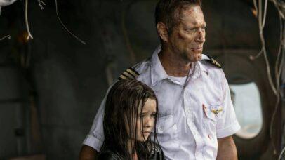 ‘Águas Mortais’, filme que mistura desastre aéreo e tubarões assassinos, estreia nos cinemas