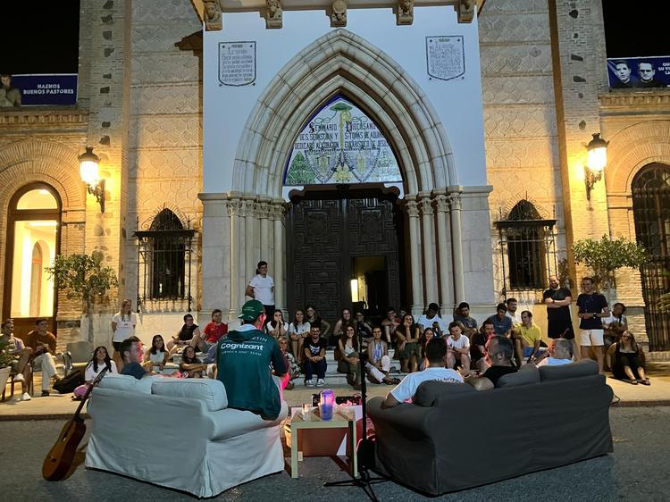 Los jóvenes, invitados a ser chispa de una humanidad nueva