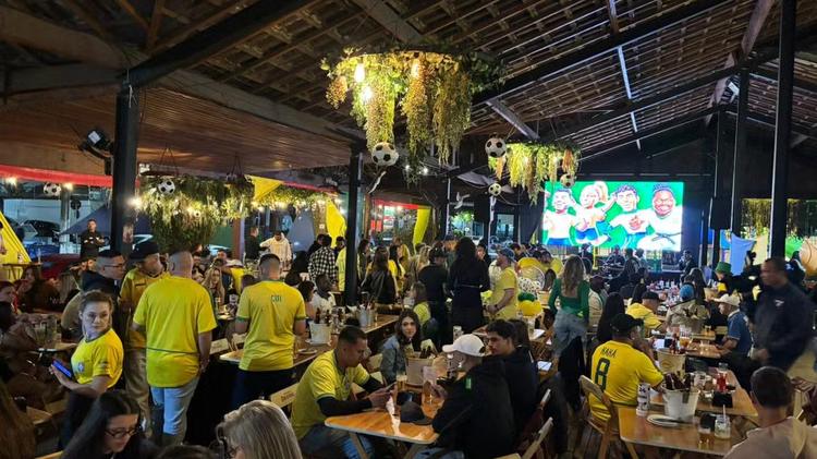 Expediente do serviço público de Fortaleza será reduzido na segunda devido ao jogo do Brasil na Copa