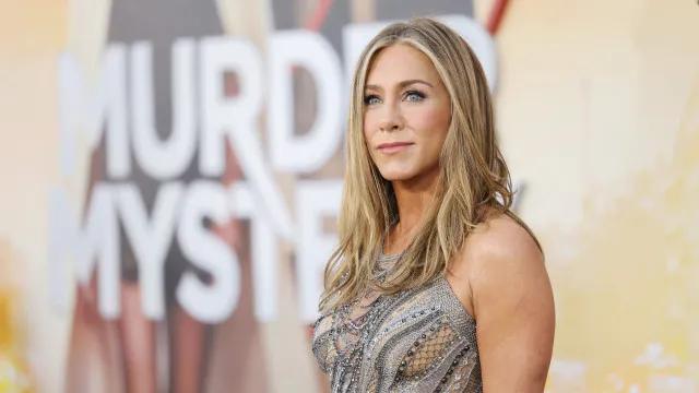 Jennifer Aniston lamenta morte de diretor de 'Friends'