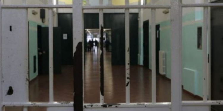 Carceri italiane al collasso: oltre 64mila detenuti, in otto istituti sovraffollamento oltre il 200%