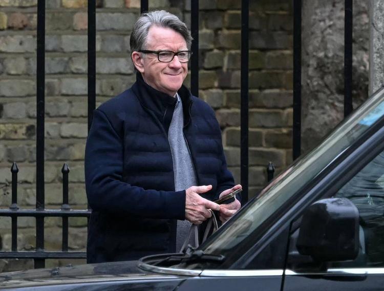 Mandelson choc: "Starmer allo sbando"