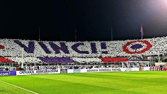 Fiorentina, la nuova maglia tributo ai tifosi e ad Astori