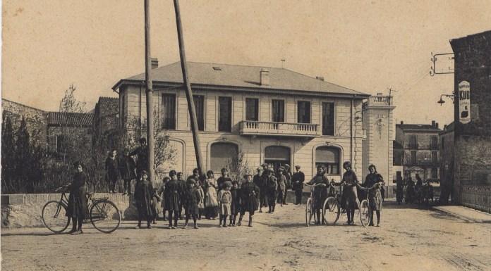 Torreilles - entrée du village route de St Laurent 1920