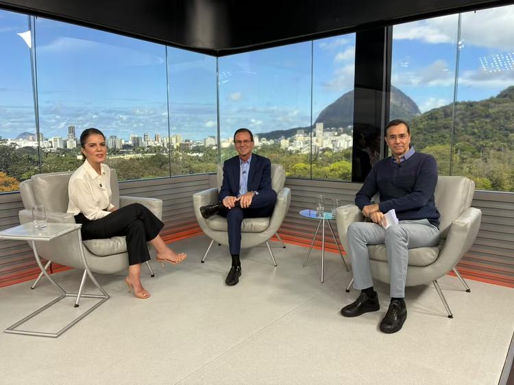 Ao RJ1, Paes promete sistema único de segurança, tirar Riocard das empresas de ônibus e criar Secretaria de Integridade