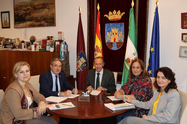 El Colegio de Enfermería de Cádiz y el Ayuntamiento de Chiclana estrechan lazos para mejorar la salud de la población