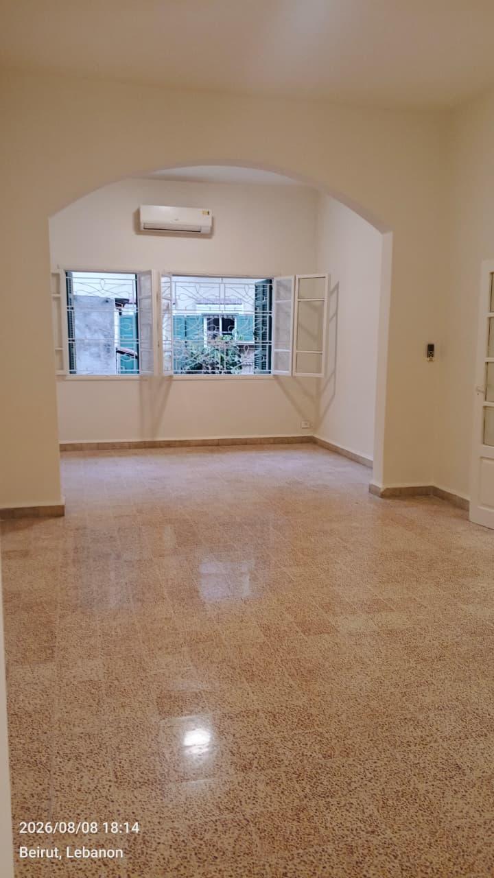 For Rent: Apartment in Rmeil