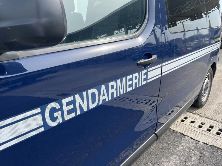 Le corps d'une mère et de sa fille a été découvert dans une maison de Mèze, dans l'Hérault. Les circonstances de leur décès restent à éclaircir.