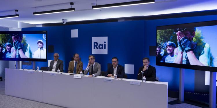 Ciclismo, al via il Giro d'Italia: da venerdì tre tappe in Bulgaria, poi martedì' 12 la Catanzaro Cosenza e mercoledì 13 la partenza da Paria a Mare