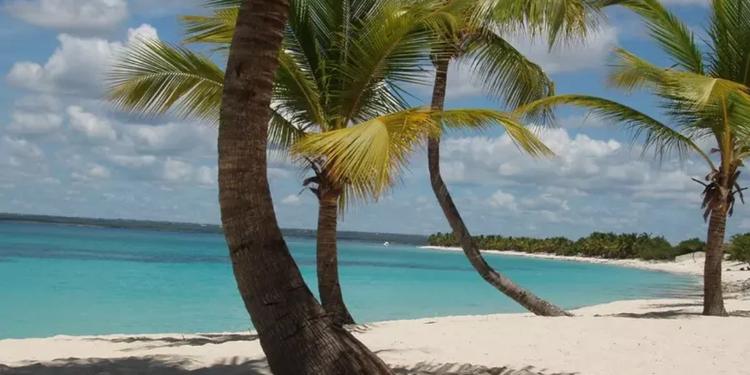 Incendio in un resort della Repubblica Dominicana, morta una donna italiana. Coinvolti oltre 280 connazionali