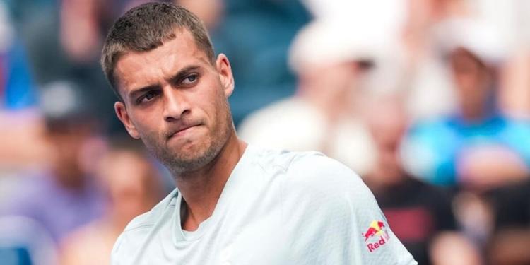 Atp 1000 Cincinnati, Cobolli batte Jodar in rimonta e vola ai quarti di finale