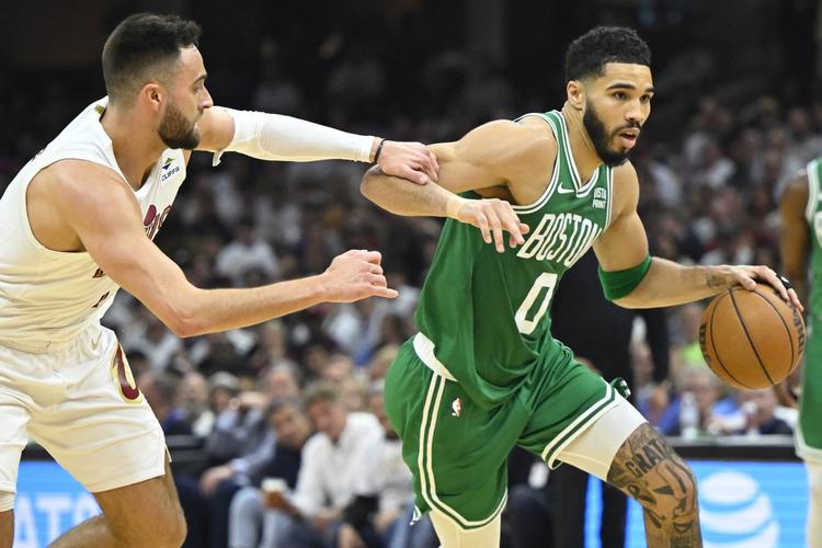 NBA: Celtics dominam os Cavaliers fora de casa e fazem 3 a 1 na série