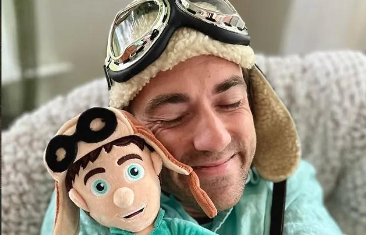 "Siempre te amaré": famoso YouTuber lamenta la muerte de su hijo tras batallar contra el cáncer