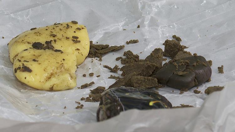 Quatro pessoas são presas com cigarros eletrônicos e 'supermaconha' em Ribeirão Preto, SP