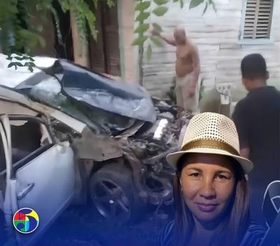 Muere mujer tras ser atropellada por un vehículo que impactó su vivienda en Monte Plata