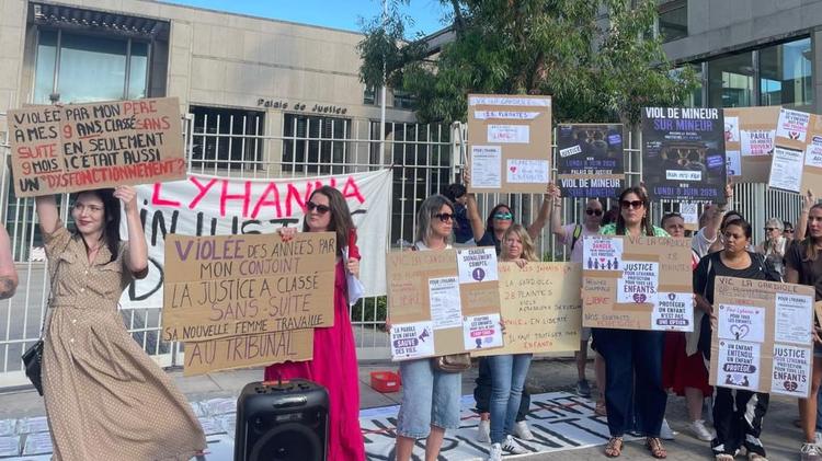 Montpellier : hommage à Lyhanna, des centaines de personnes réunies entre émotion et colère