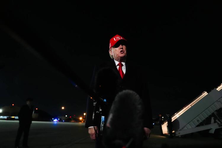 Trump all'angolo attacca Roma. "Deluso e scioccato dalla premier"