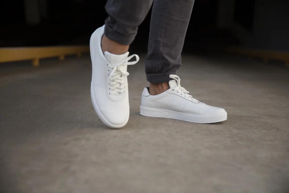 Scarpe e sostegno del piede: quali caratteristiche valutare oltre all’aspetto estetico