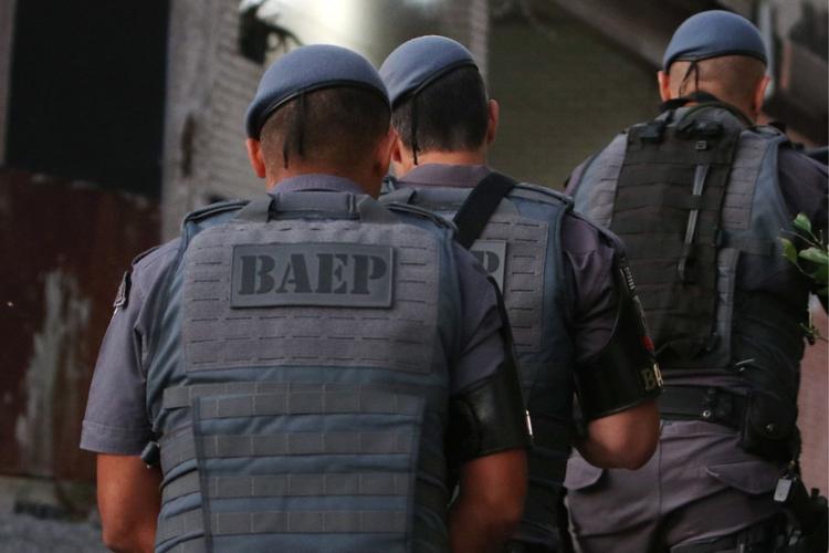 Dois homens morrem após troca de tiros com policiais militares do Baep no interior de SP