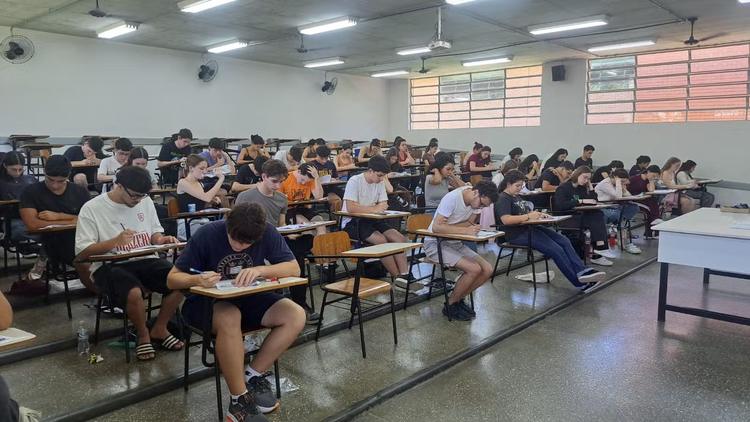 Unicamp 2027: Piracicaba mantém taxa de abstenção estável, mesmo com menor ausência geral em 16 anos