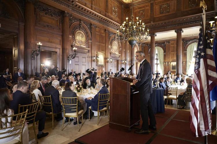 “We Care About Your Voice”: Mitsotakis Urges Greek Americans to Participate in Greece’s Next Election