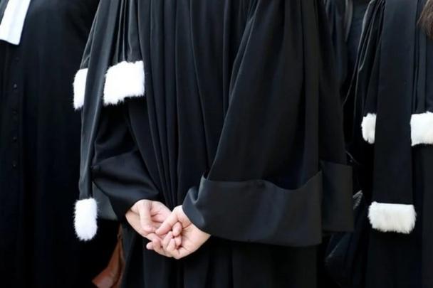هيئات المحامين بالمغرب تصعّد احتجاجها وتواصل التوقف الشامل عن تقديم الخدمات المهنية